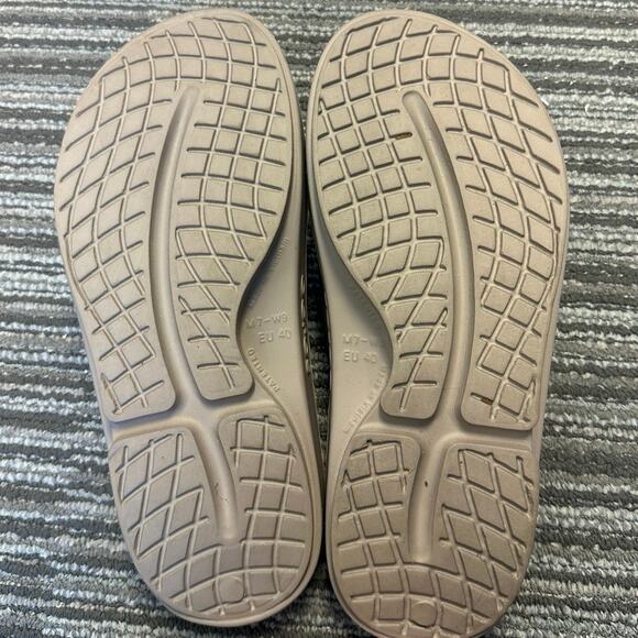 Oofos Nomad Beige Original Recovery Sandal Flip Flops Casual Workout Gym Leisure - Picture 7 of 8